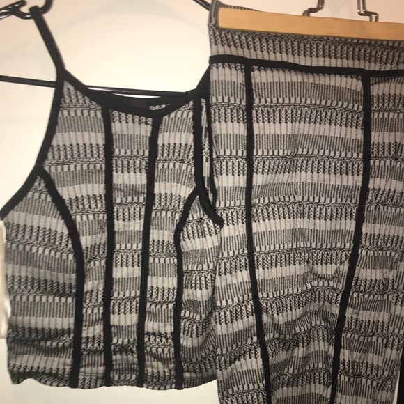 Matching set - Picture 2 of 2